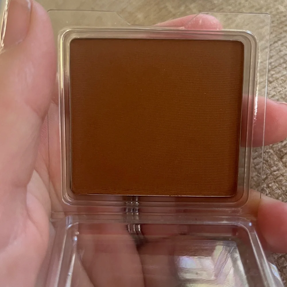 AVEDA Mineral Dual Foundation Carob + AVEDA Tinted Moisture Bark-NEW!